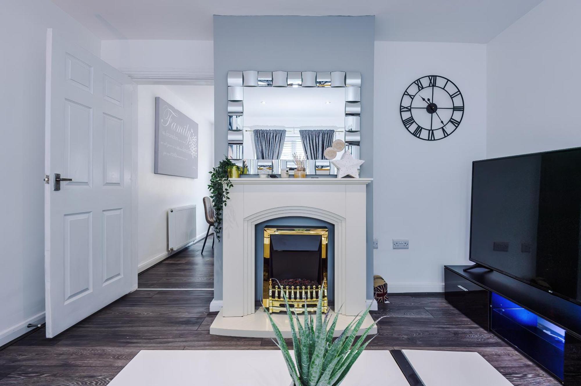 Comfort Place - 3 Bedroom House In Chester - Sleeps 6 Exterior photo